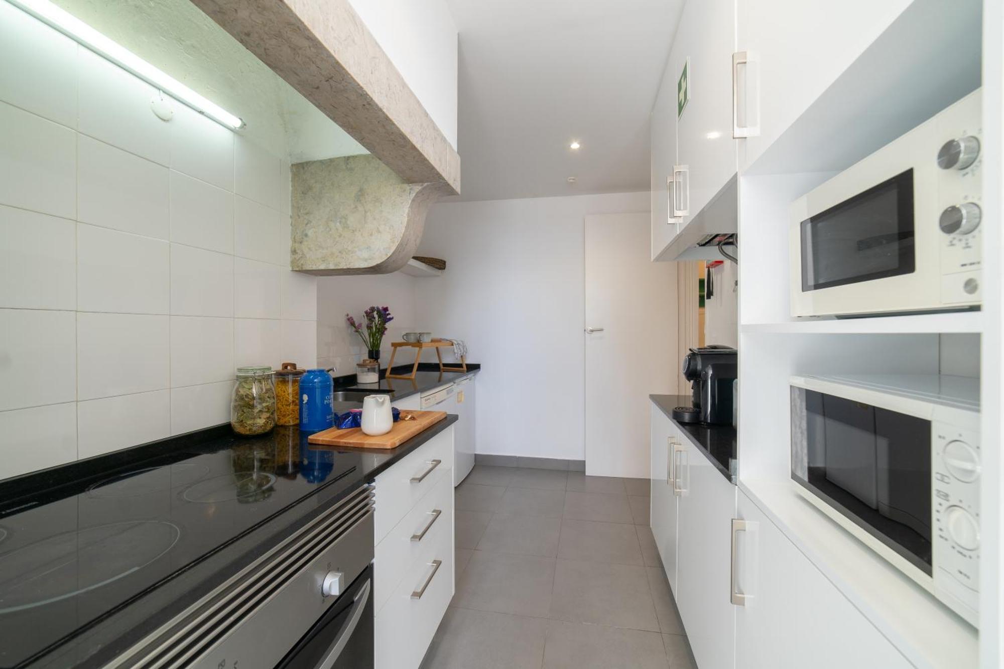 Desterro 4 - Historical Four-bedroom Apartment Lissabon